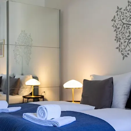 Apartment City *